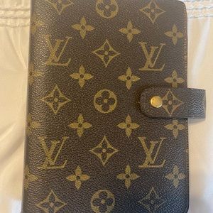 Louis Vuitton monogram agenda MM